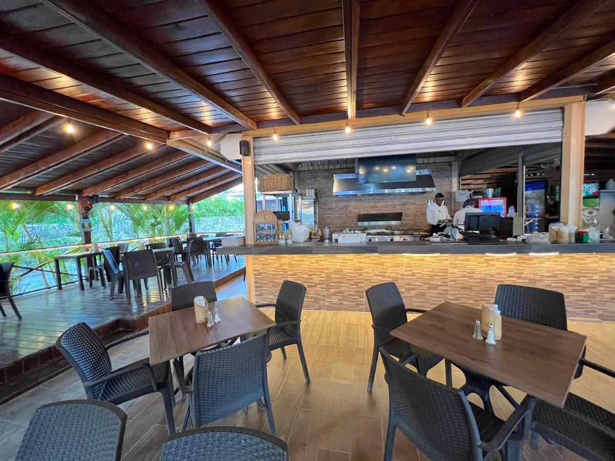 Sol Caribe Suites - Playa Los Corales - Beach Club, Wifi, Swimming Pool Πούντα Κάνα Εξωτερικό φωτογραφία
